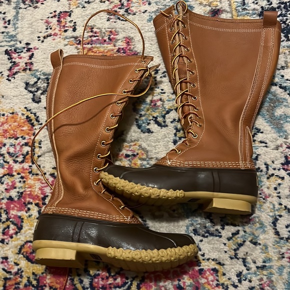 NWOT LL Bean, Women’s Bean Boots 16” Thinsulate - Picture 6 of 7